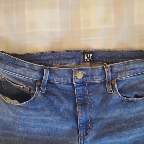 GAP Mid-rise skinny Jeans size 31 - Picture 6 of 8